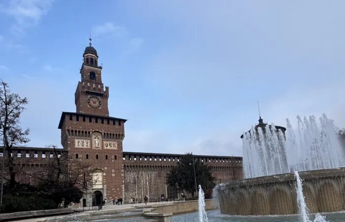Castello Sforzesco ripresa frontale